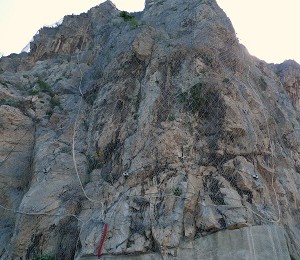 consolidamento attivo pareti in roccia