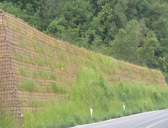 terra rinforzata caduta massi